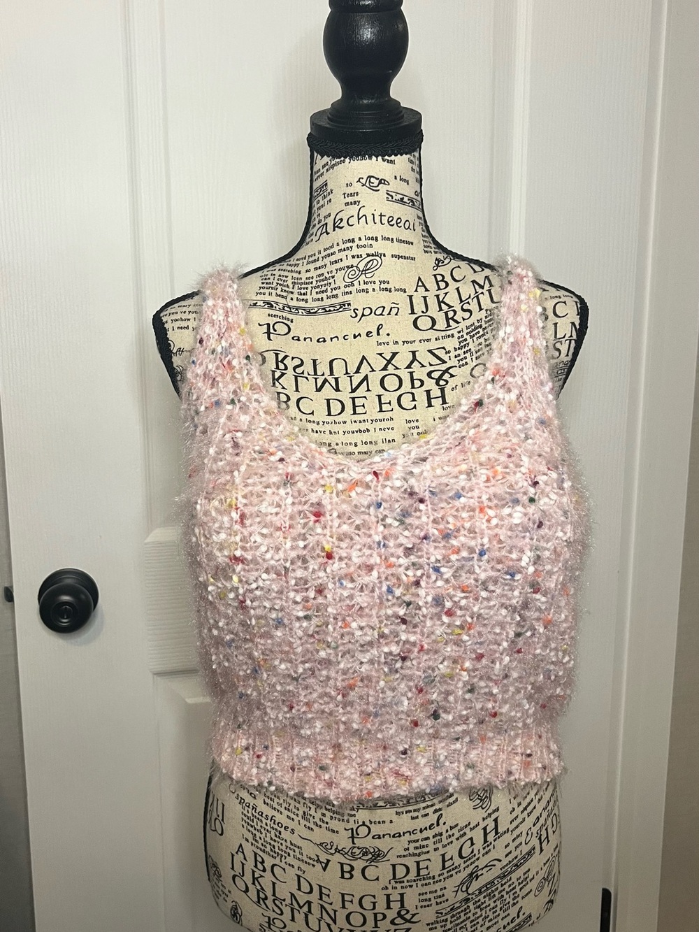 PrettyLittleThing Pink Bouclé Fleck Crop Tank